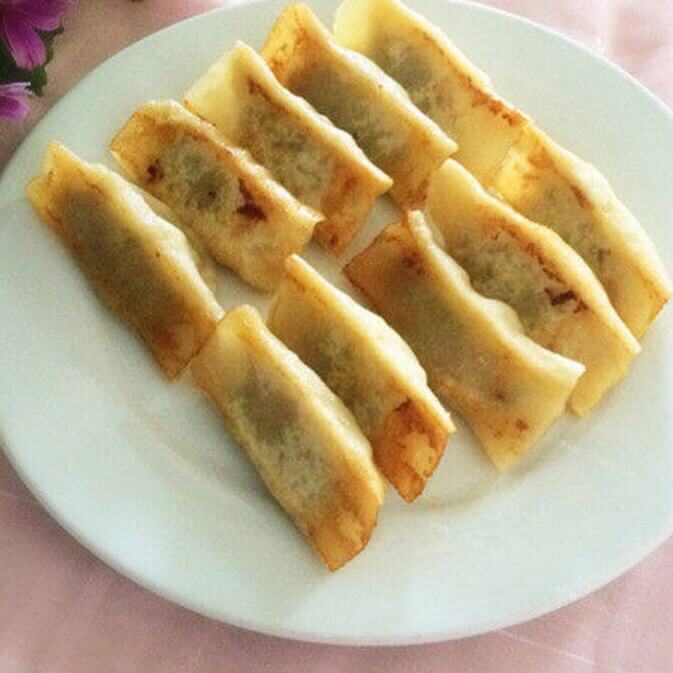 好吃的西葫羊肉锅贴