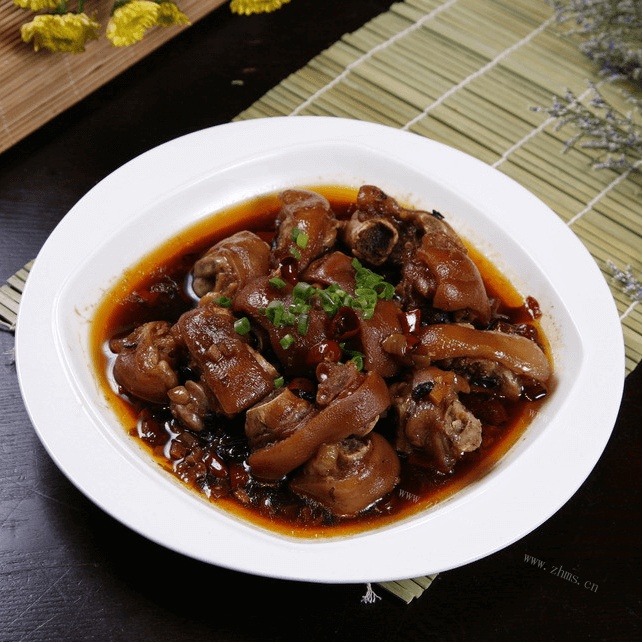 豆豉猪蹄