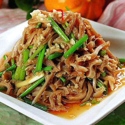 美味的猪肚炒青椒