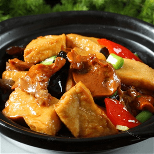 鲜嫩的冬菇豆腐开会