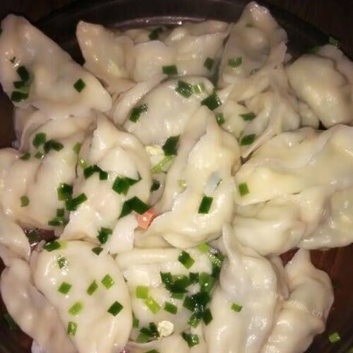 美味韭菜鸡蛋火腿饺子