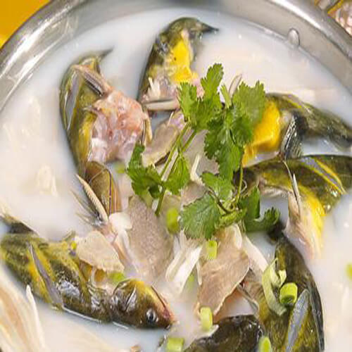 鲜美的黄骨鱼火锅