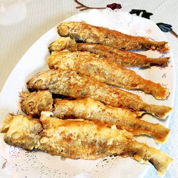 香酥的脆炸小黄鱼