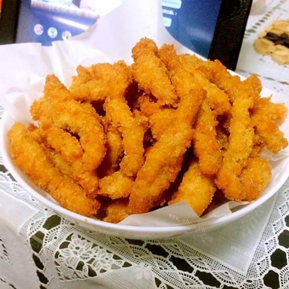 美味的面包糠烤鸡柳