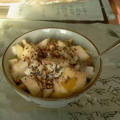 清凉解暑的糖水杏仁豆腐