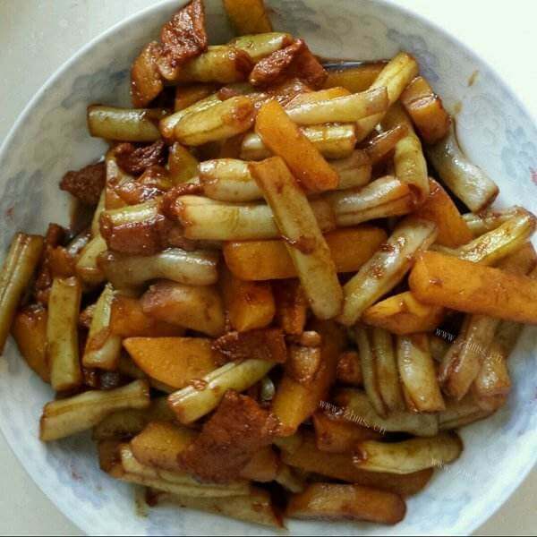 美味土豆炖扁豆角