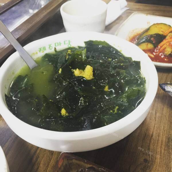 美味的银银菜咸汤