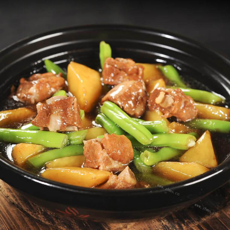 美味的东北芸豆炖排骨
