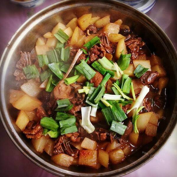 萝卜炖鸭
