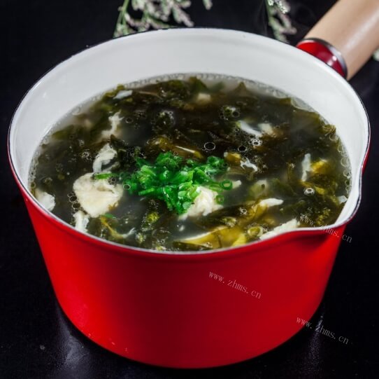 清香的紫菜冬瓜蛋汤
