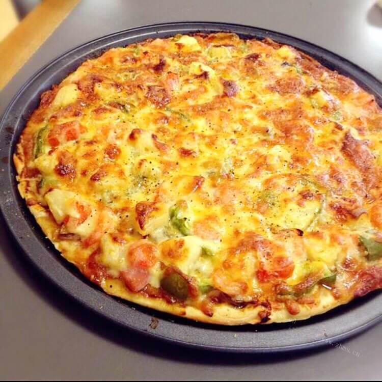 美味的香葱培根披萨