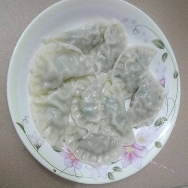 晚餐芹菜猪肉馅水饺