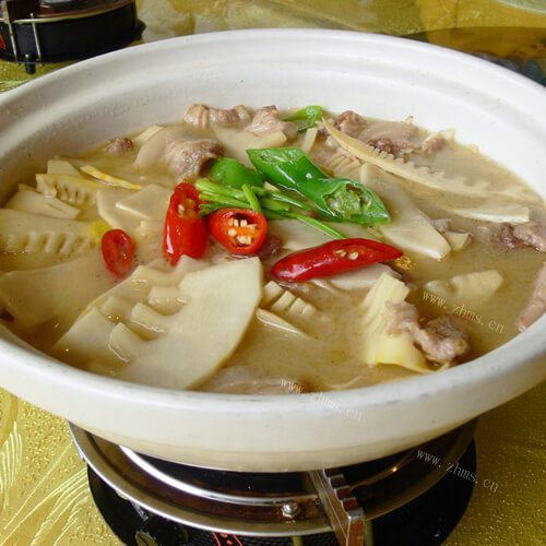 营养香菇腐竹炖五花肉