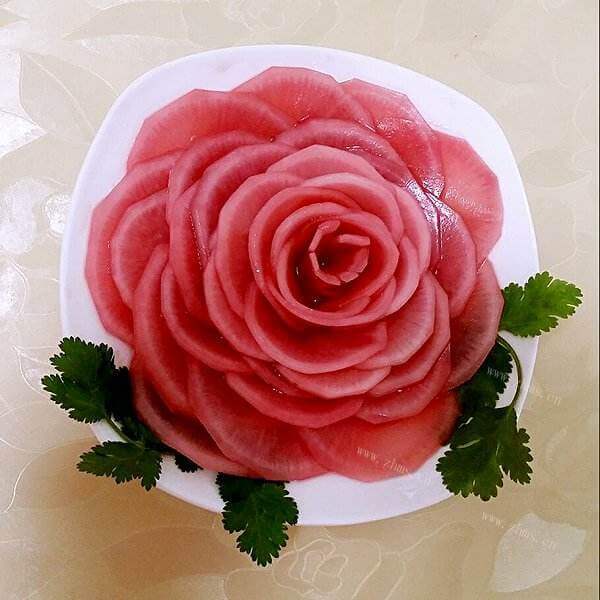 可爱花朵酸萝卜