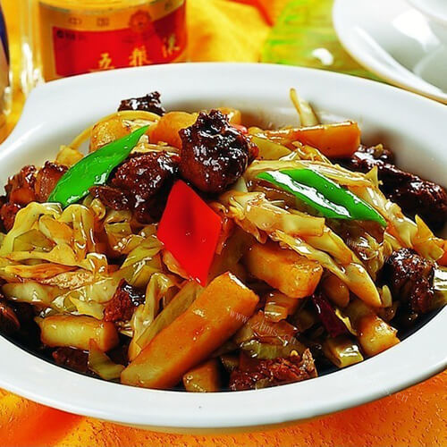 特色红烧土豆鸡