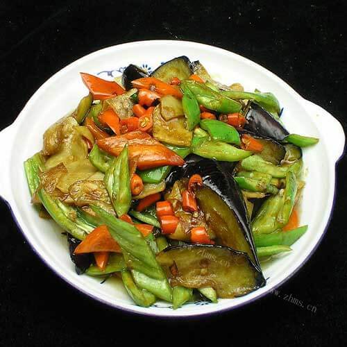 好吃的香辣青椒茄子