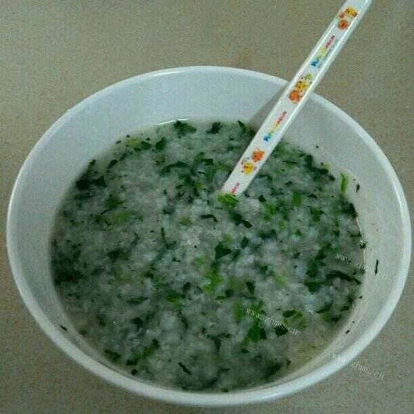 自制皮蛋黑米粥