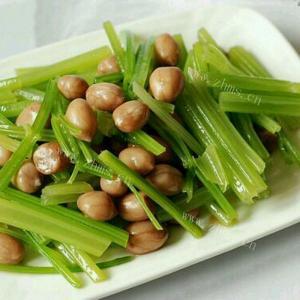 美味凉拌西芹花生米