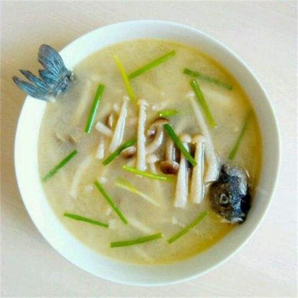 美味鲜鲫鱼汤