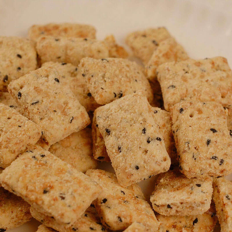 香甜的黑芝麻杏仁酥