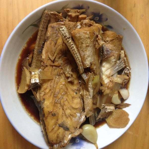 香喷喷的红烧马面鱼