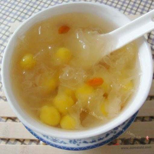 自制银耳南瓜小汤圆