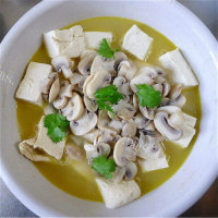 小花菇炖豆腐