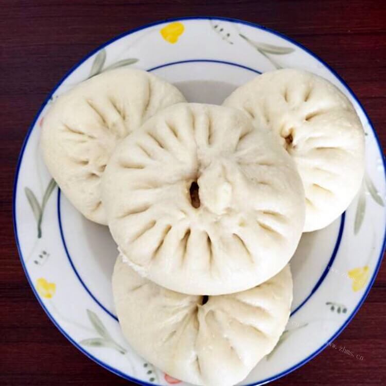 好吃的白菜粉丝肉包子