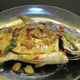秘制海鲜酱烧金鲳鱼