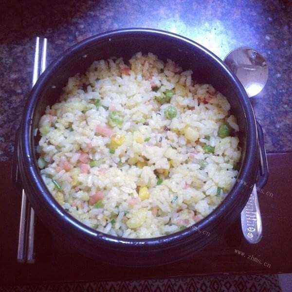 好吃的豌豆土豆玉米饭