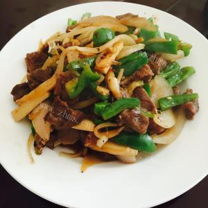 美食孜然青椒炒肉