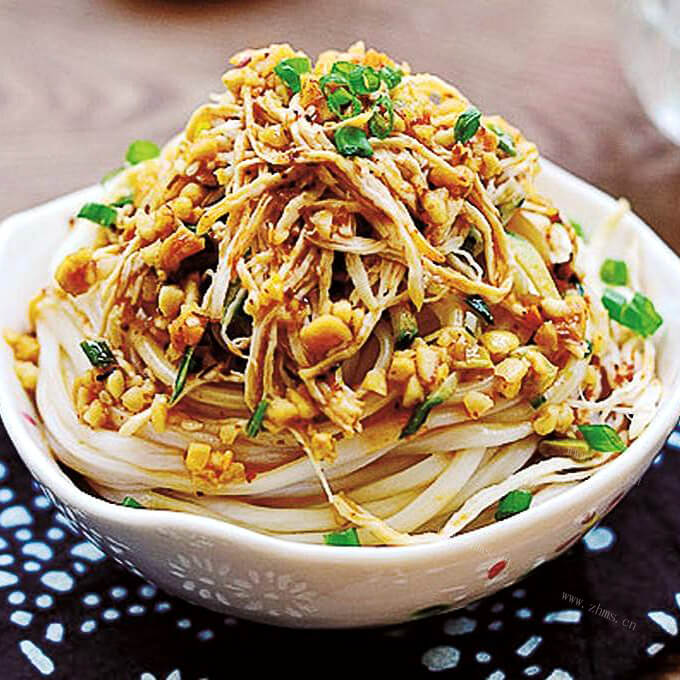 爽口鸡肉麻酱凉面