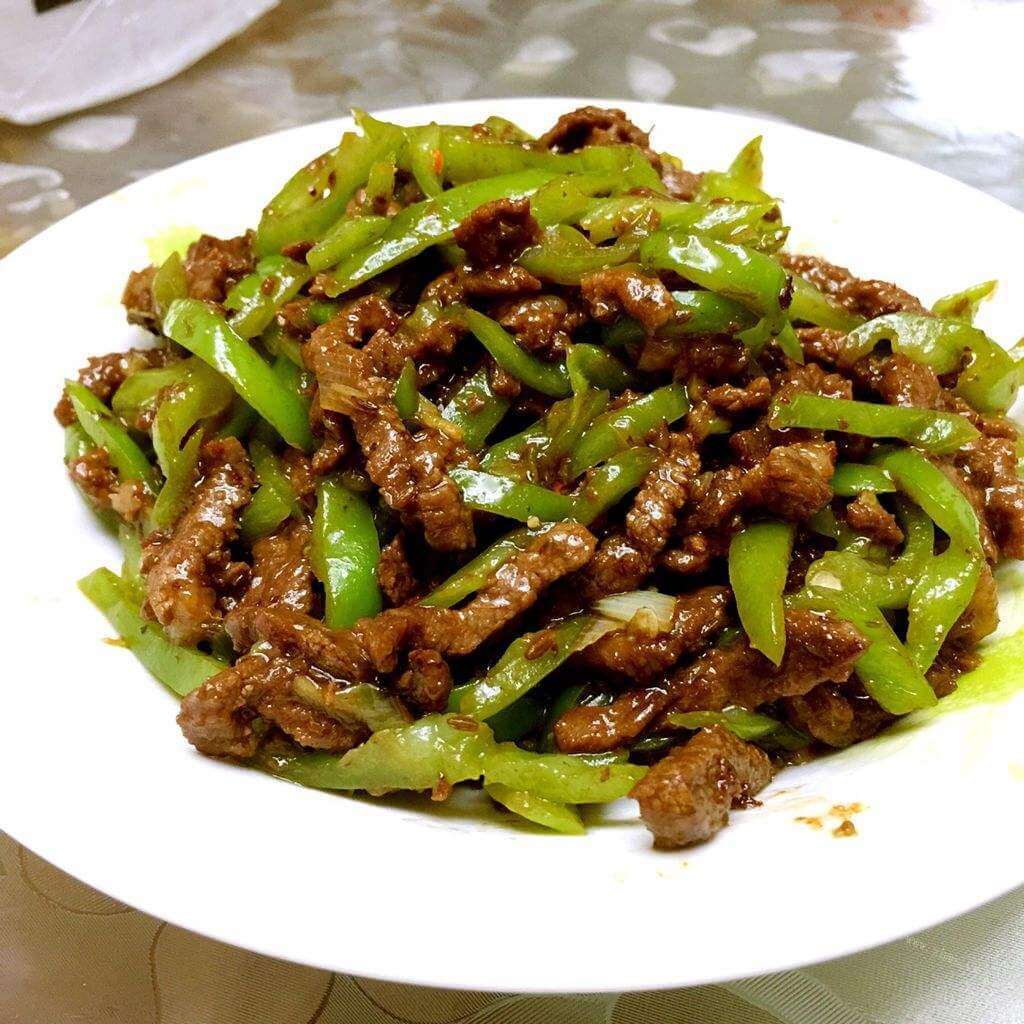 好吃的孜然辣子肉