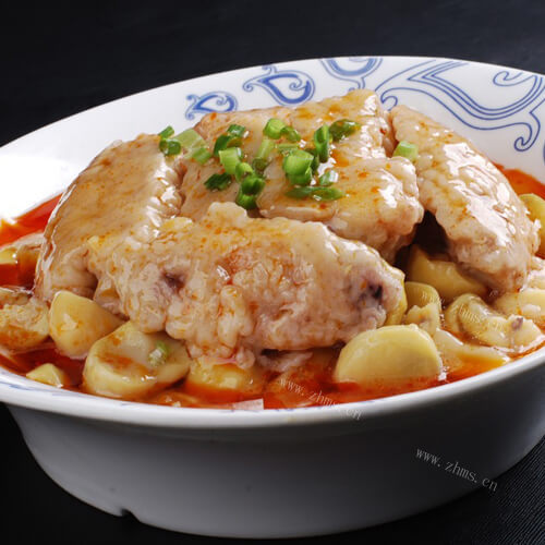 美味的嫩滑蒸鸡翅