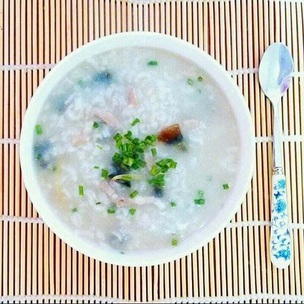 美味的肉末燕麦粥