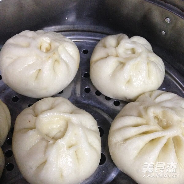 美味的猪肉豇豆包