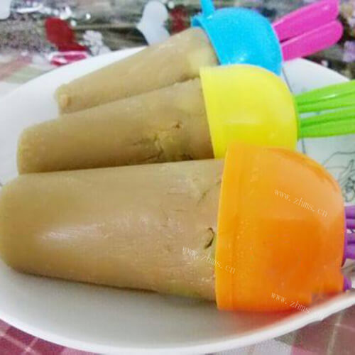 口味独特的咖啡苹果冰棒