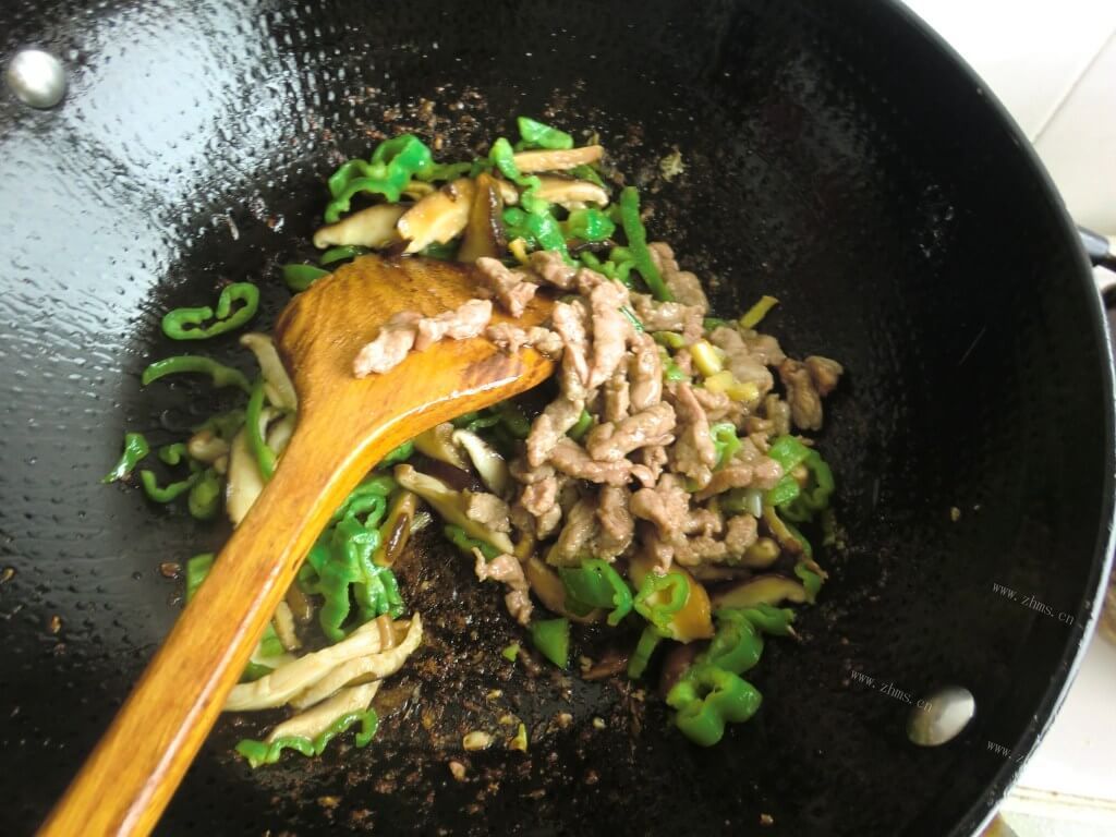 家常香菇牛柳做法图解5)