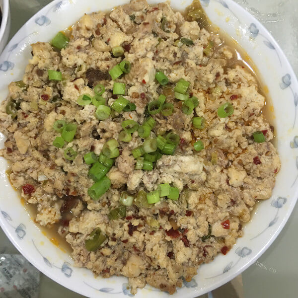 五味俱全的豆腐蒸肉