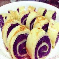 美味的鸡蛋紫薯卷