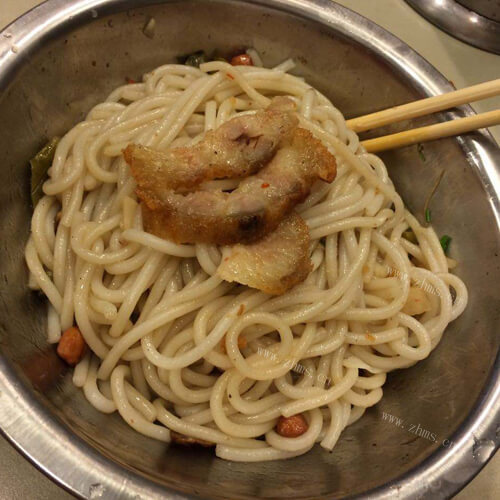 香喷喷的米粉渣肉 