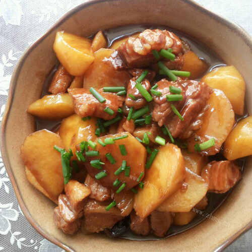 美味的豆角土豆烧肉