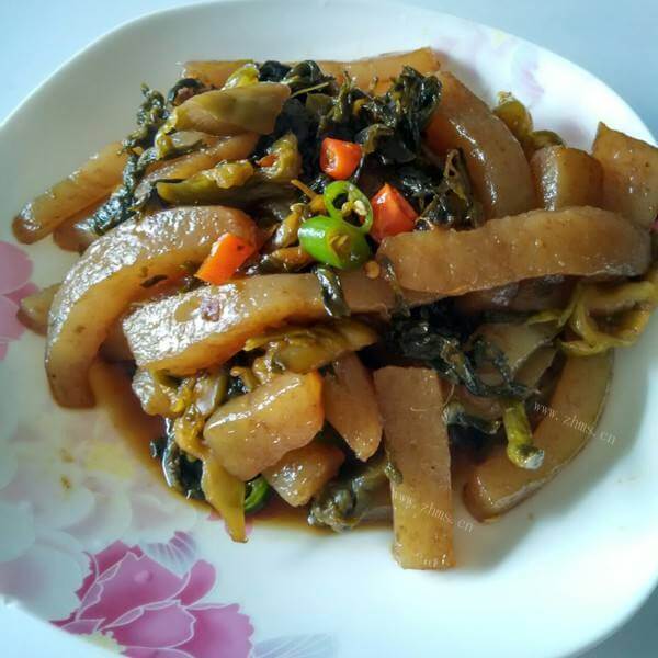 好吃的酸腌菜炒魔芋
