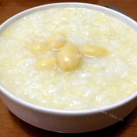 香甜的银杏仁大米粥