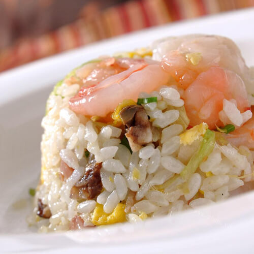 家常虾仁黄金炒饭