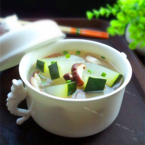 好吃的鲜香菇冬