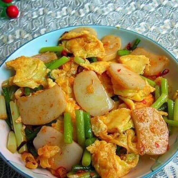 美味的鸡蛋烩年糕