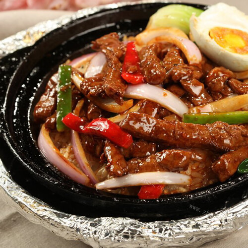 好吃的黑椒牛柳锅仔饭