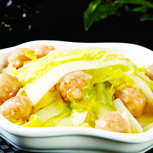 美味白菜烧牛肉丸