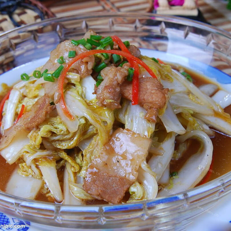 美味的娃娃菜五花肉